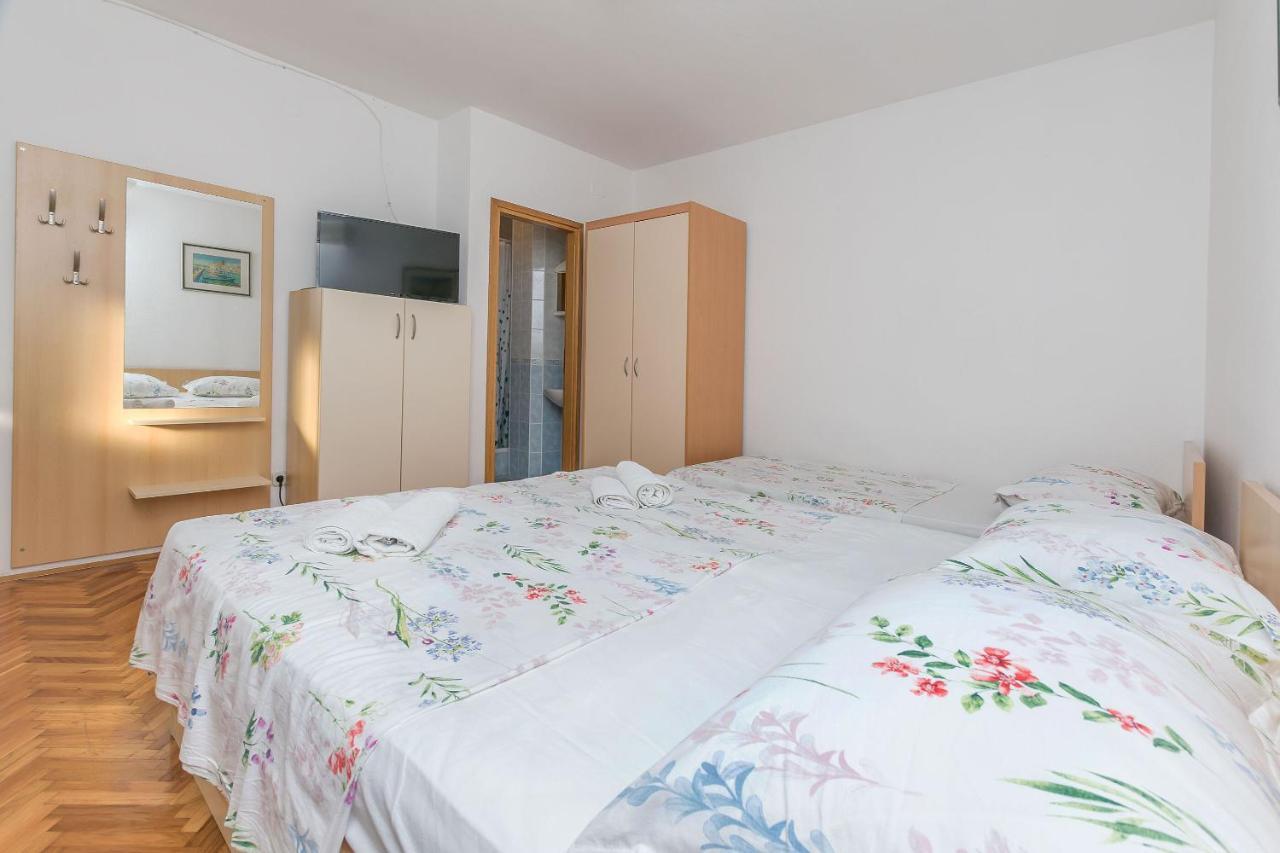 And Nevenka Apartment *