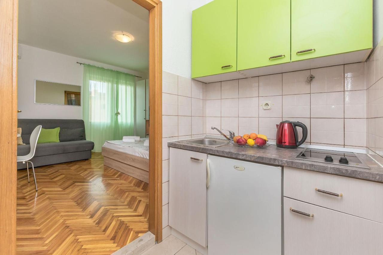 And Nevenka Apartment *